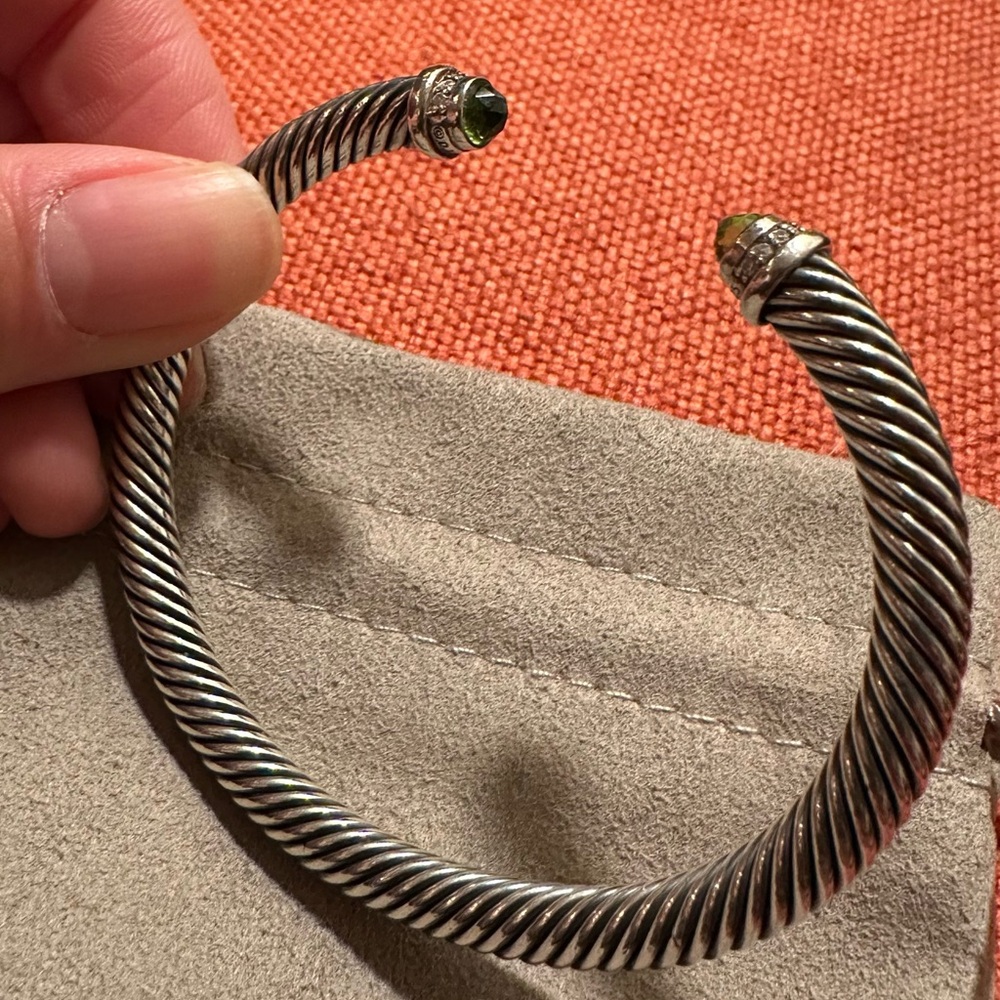 COPY - David Yurman cable bracelet peridot and diamonds small 5mm